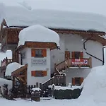 Heidi Apartment *